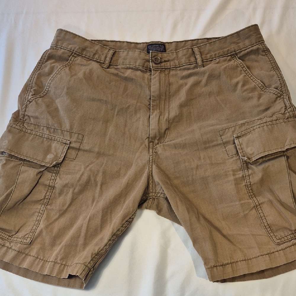 Levi's W36 Carrier Cargo Shorts Classic Utilitarian Design. Tan